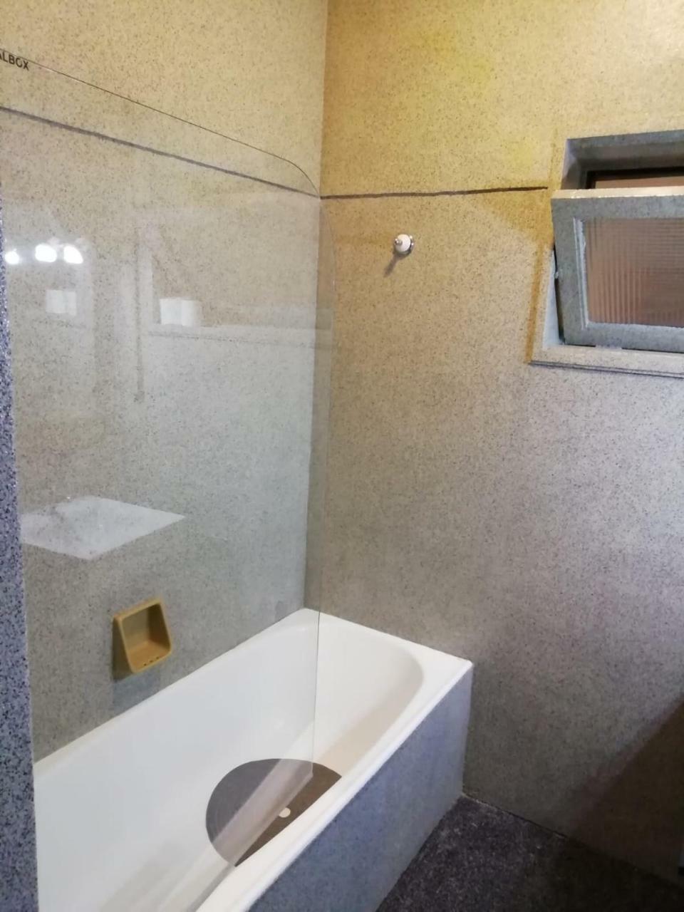 New Sport Hostel In Porto Luaran gambar