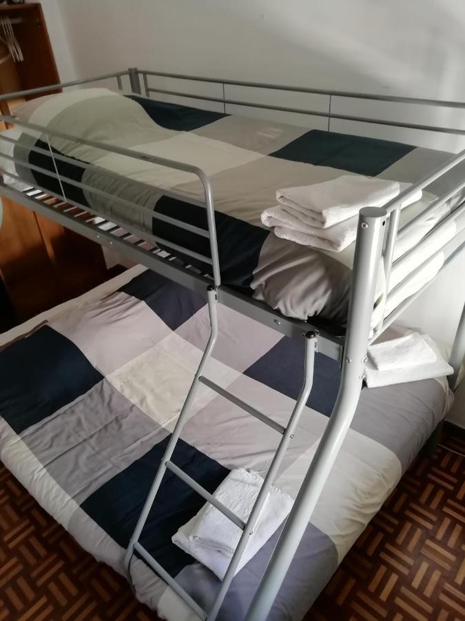 New Sport Hostel In Porto Luaran gambar