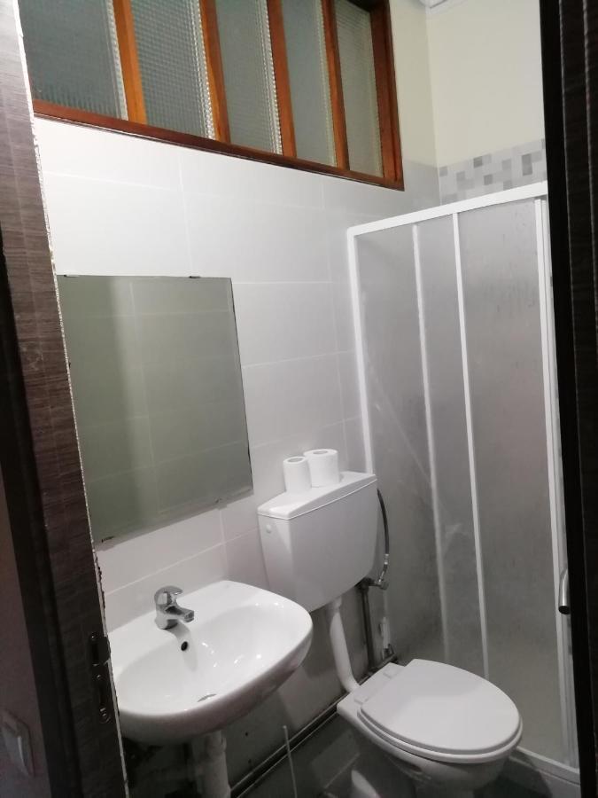 New Sport Hostel In Porto Luaran gambar