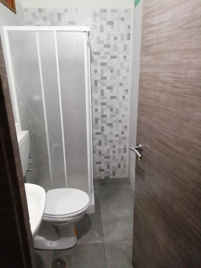 New Sport Hostel In Porto Luaran gambar