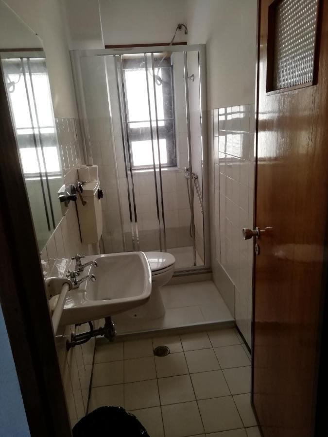 New Sport Hostel In Porto Luaran gambar